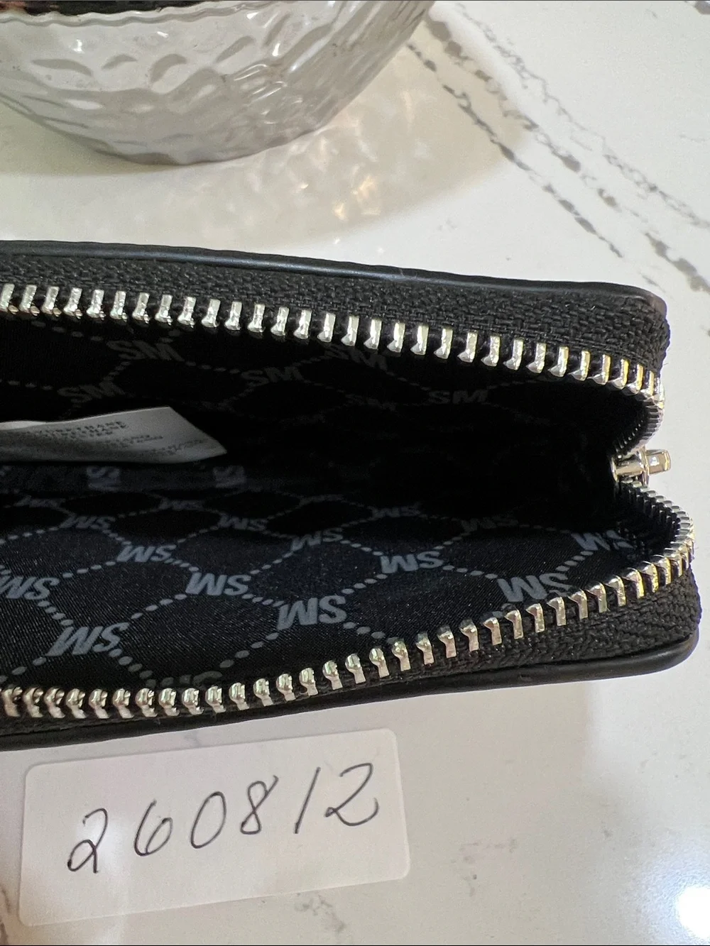 Steve Madden Black Pebbled Leather Wristlet Card Case with Silver Hardware